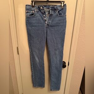 Levi's 501 Women’s High Rise Blue Jeans Button Up Size 27 x 30 Great Condition!